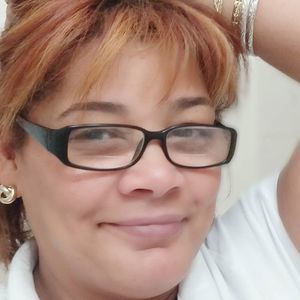 Meet your Posher, Carolina